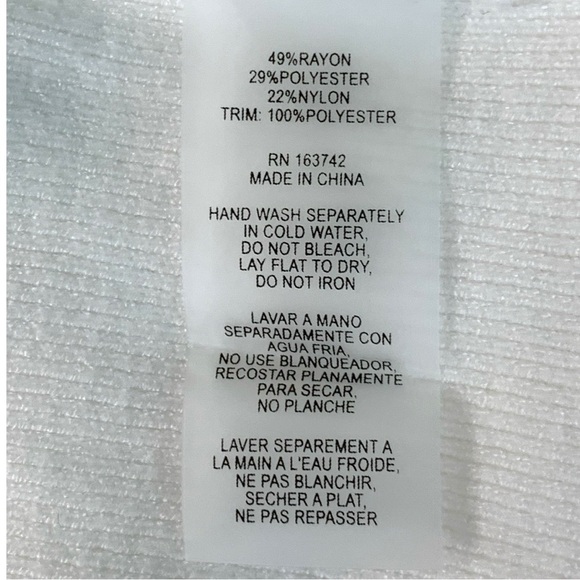 SIONI MILANO WHITE MOCK NECK FRINGE TRIM LONG SLEEVE SWEATER. WOMEN’S SIZE LARGE - Picture 7 of 7